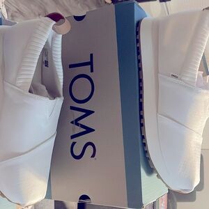 TOMS Women's Alpargata Resident 2.0 Slip On Trainer sneakers